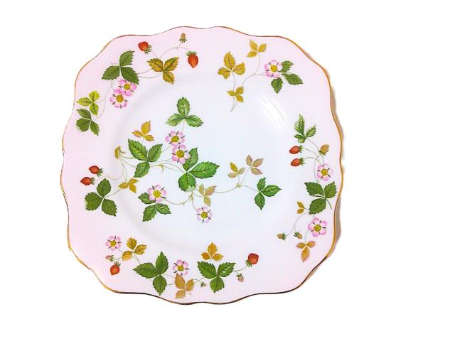 ウェッジウッドWEDGWOOD ワイルドストロベリー スクエアデザート